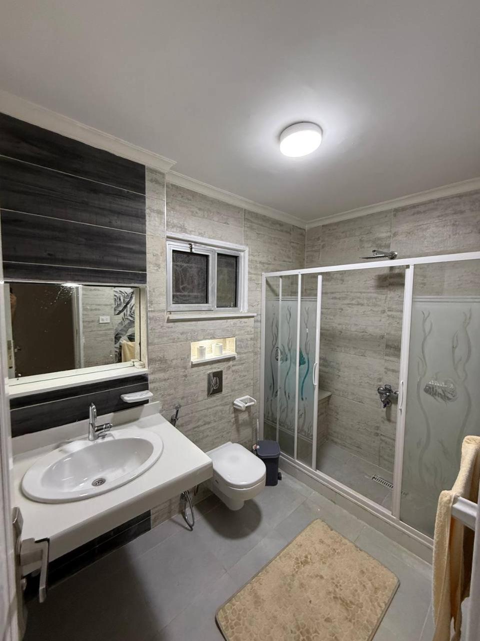Skyview Oasis: Modern For Remote Work & Leisure * Cairo